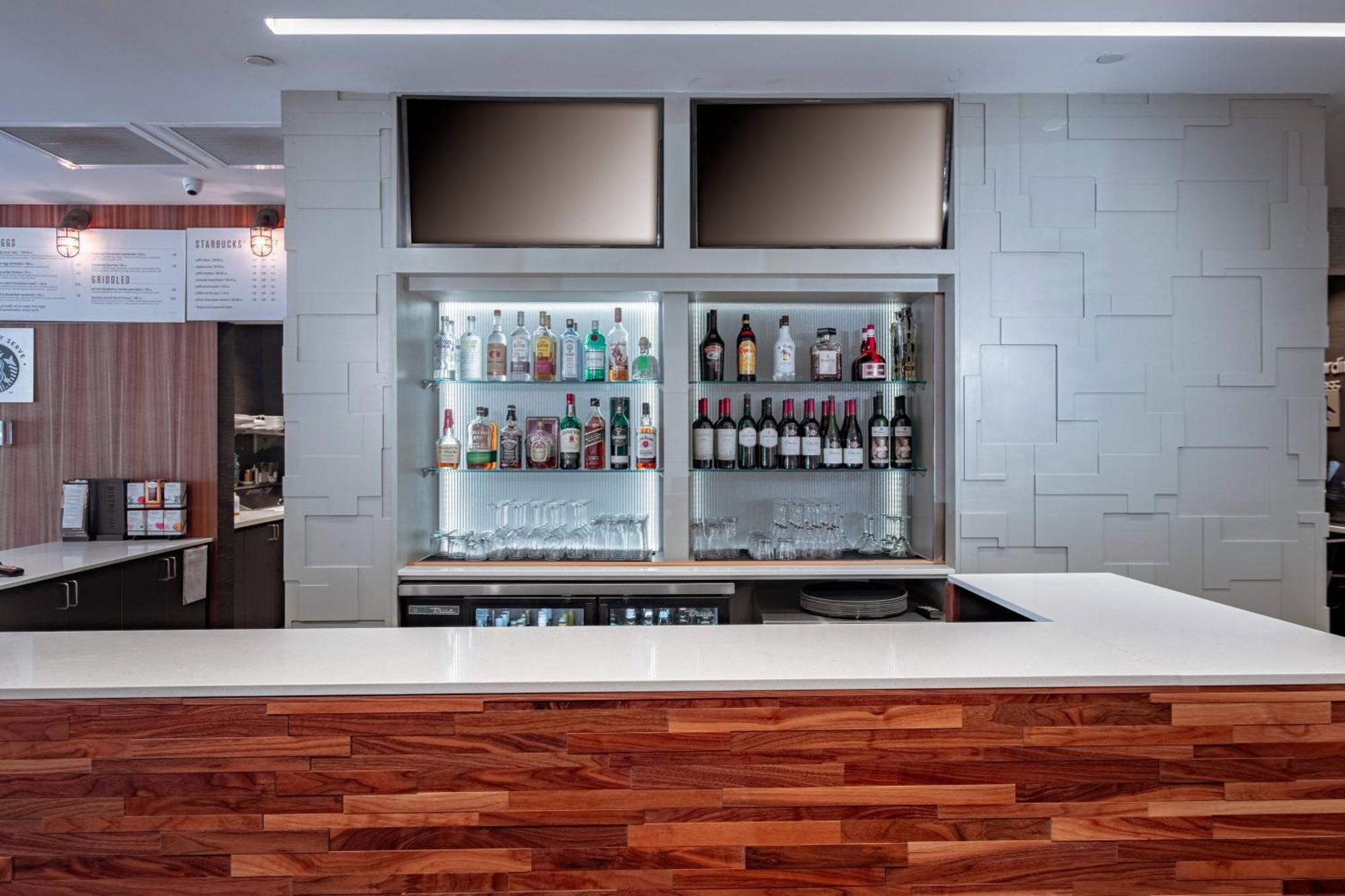 Hotel Courtyard By Marriott Toledo West Exterior foto