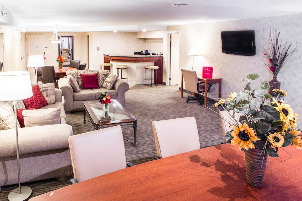 Hotel Courtyard By Marriott Toledo West Exterior foto
