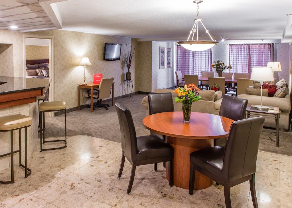 Hotel Courtyard By Marriott Toledo West Exterior foto